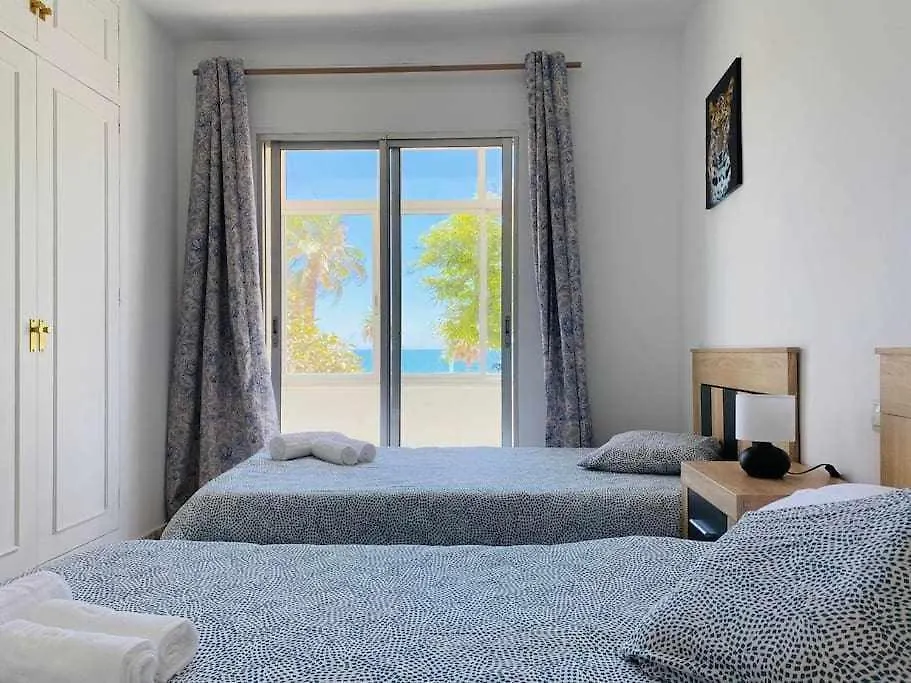 Almirante 1º Linea De Playa Con Parking Apartman Málaga Spanyolország
